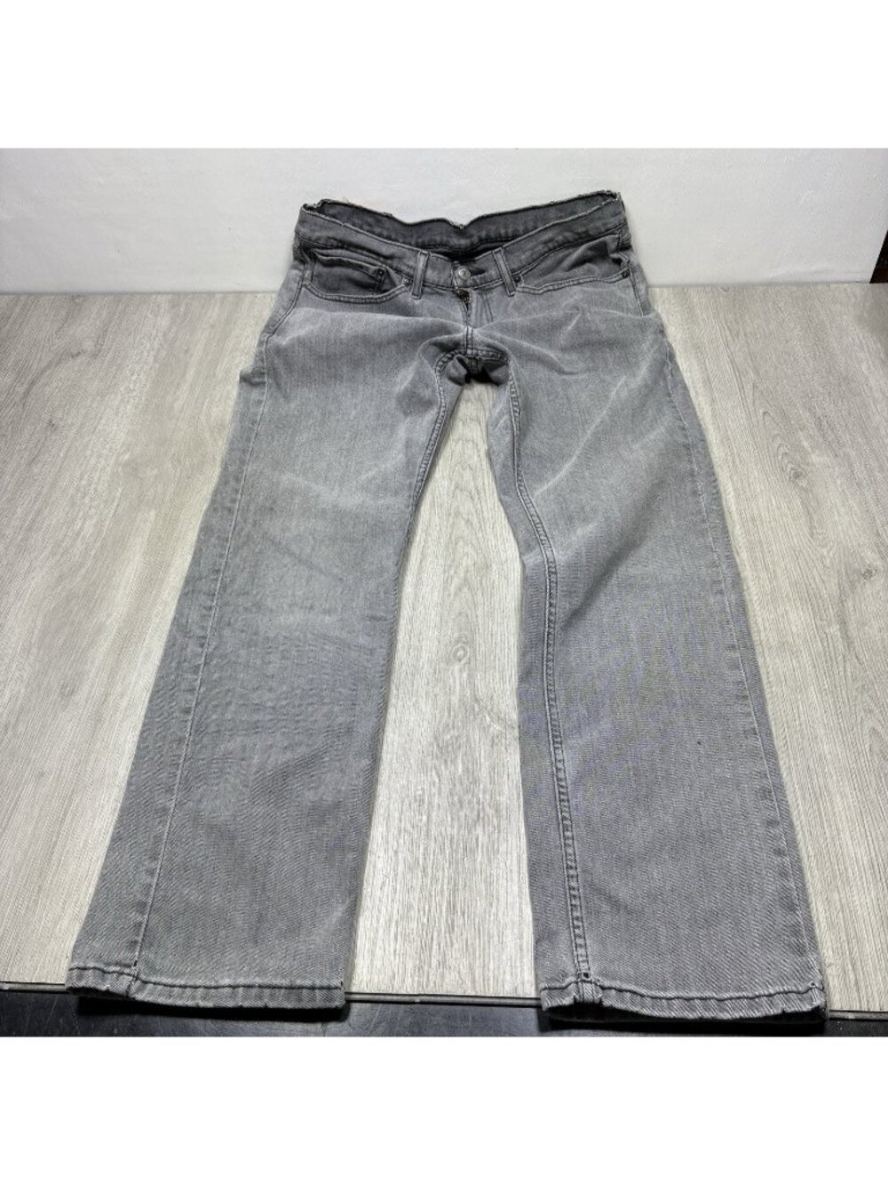 LEVIS 559 Men’s Relaxed Gray Straight Leg Jeans Size 34x32